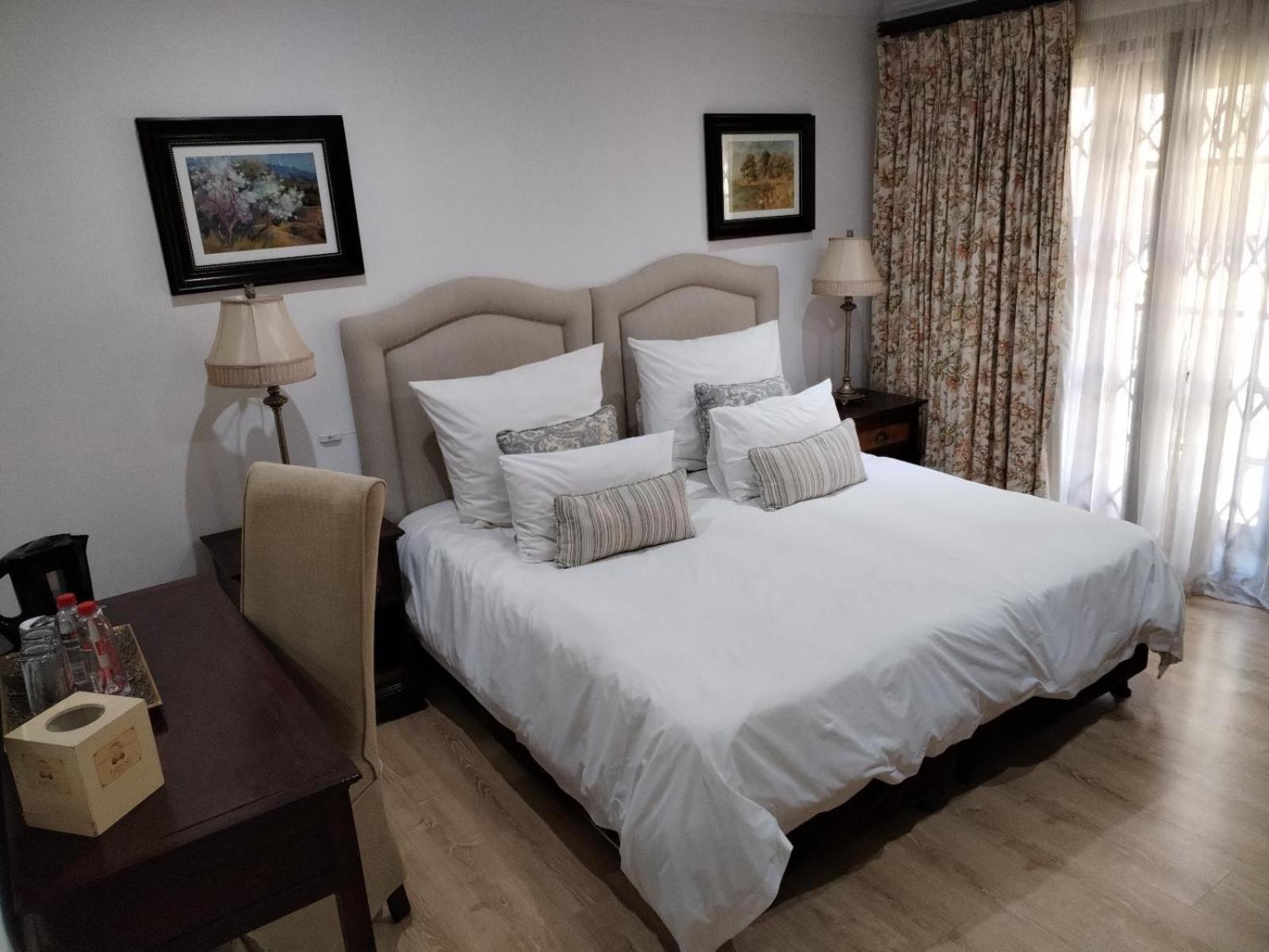 Hole In One Hotel Roodepoort Room photo