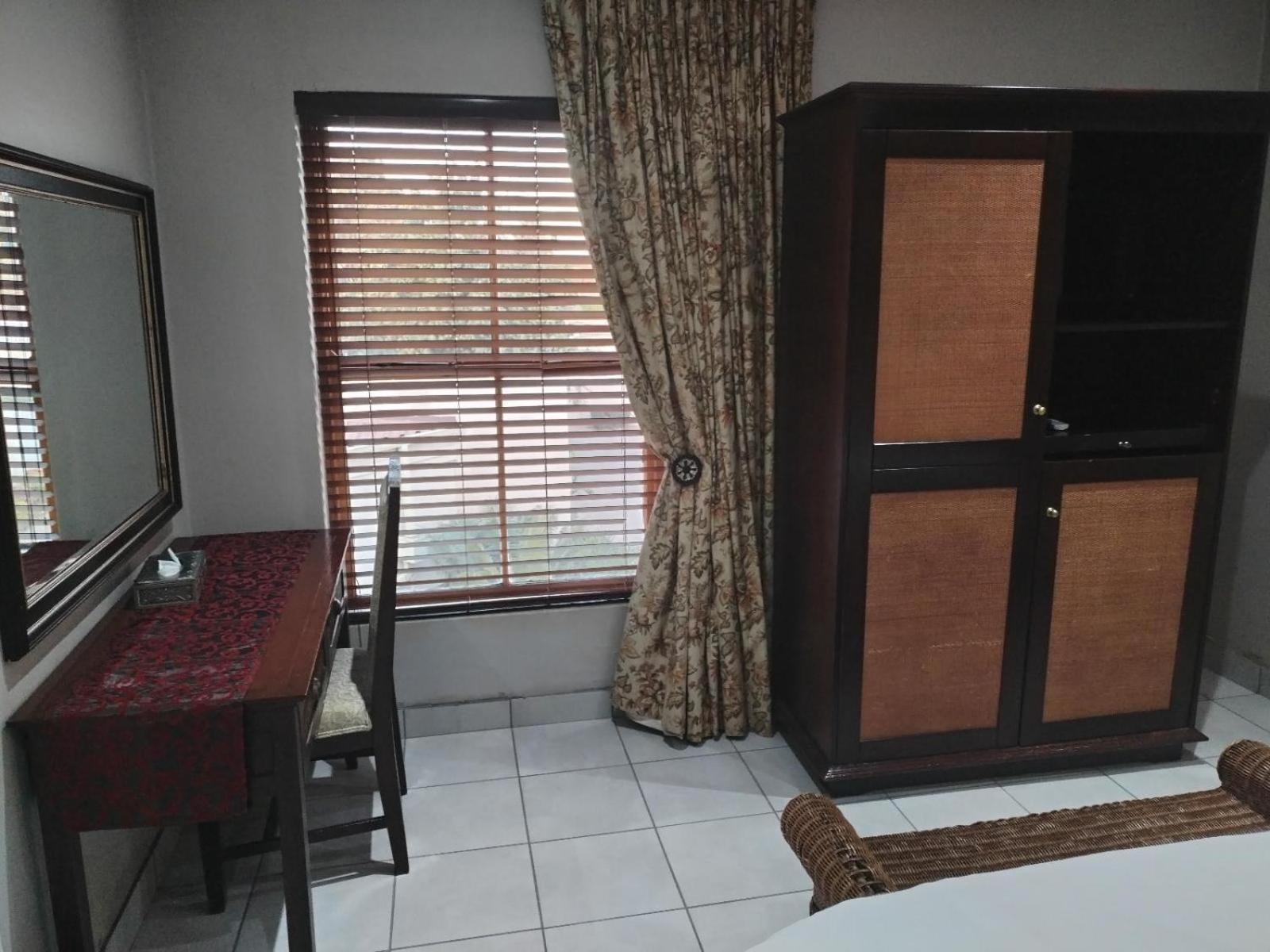 Hole In One Hotel Roodepoort Room photo